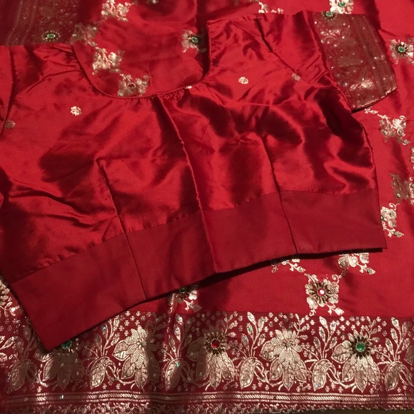 Dresses & Skirts - NEW Embroidered Indian Wedding Bridal Sari Saree